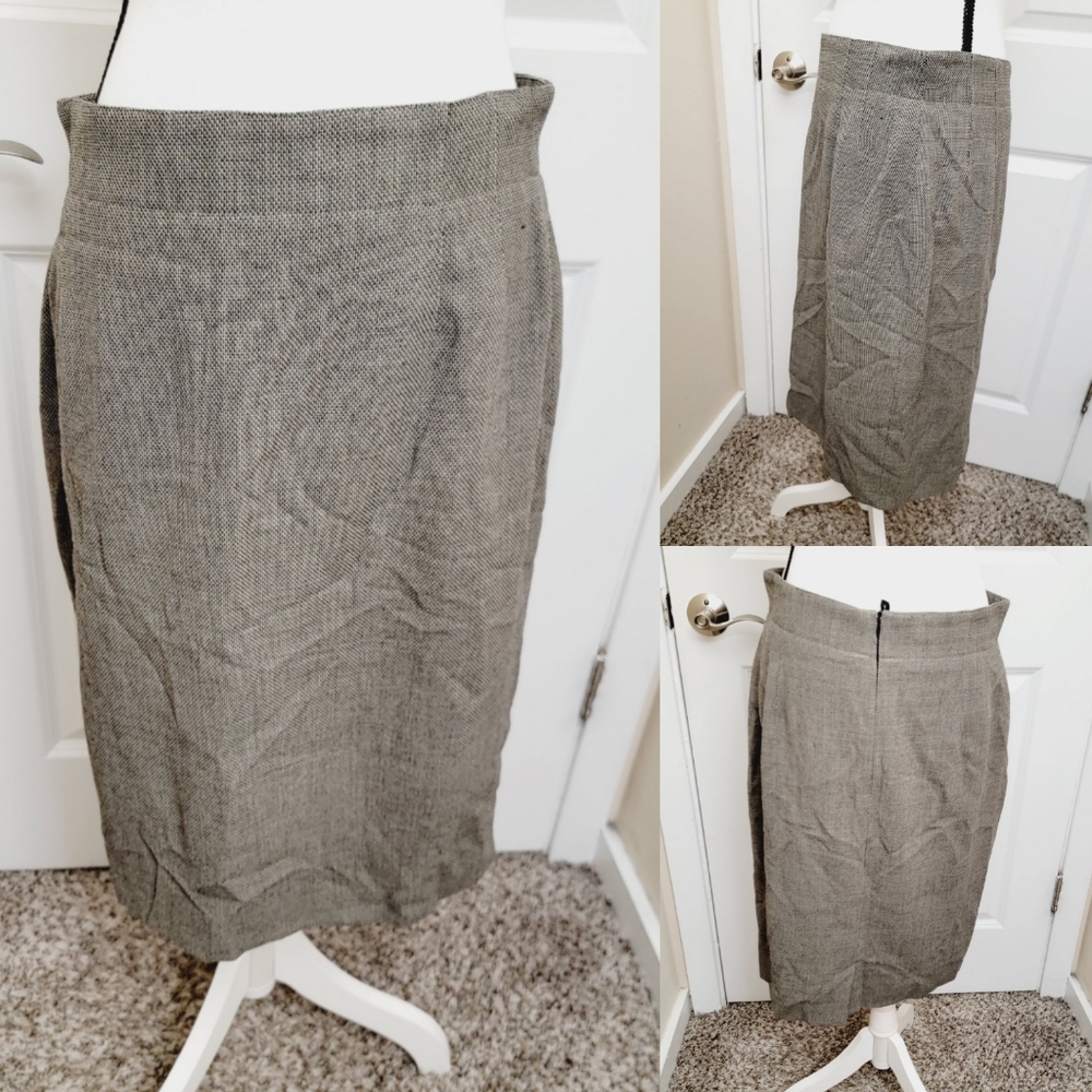 ESCADA Vintage Gingham Suit Set, Suit Blazer & Pencil Skirt - Picture 10 of 16